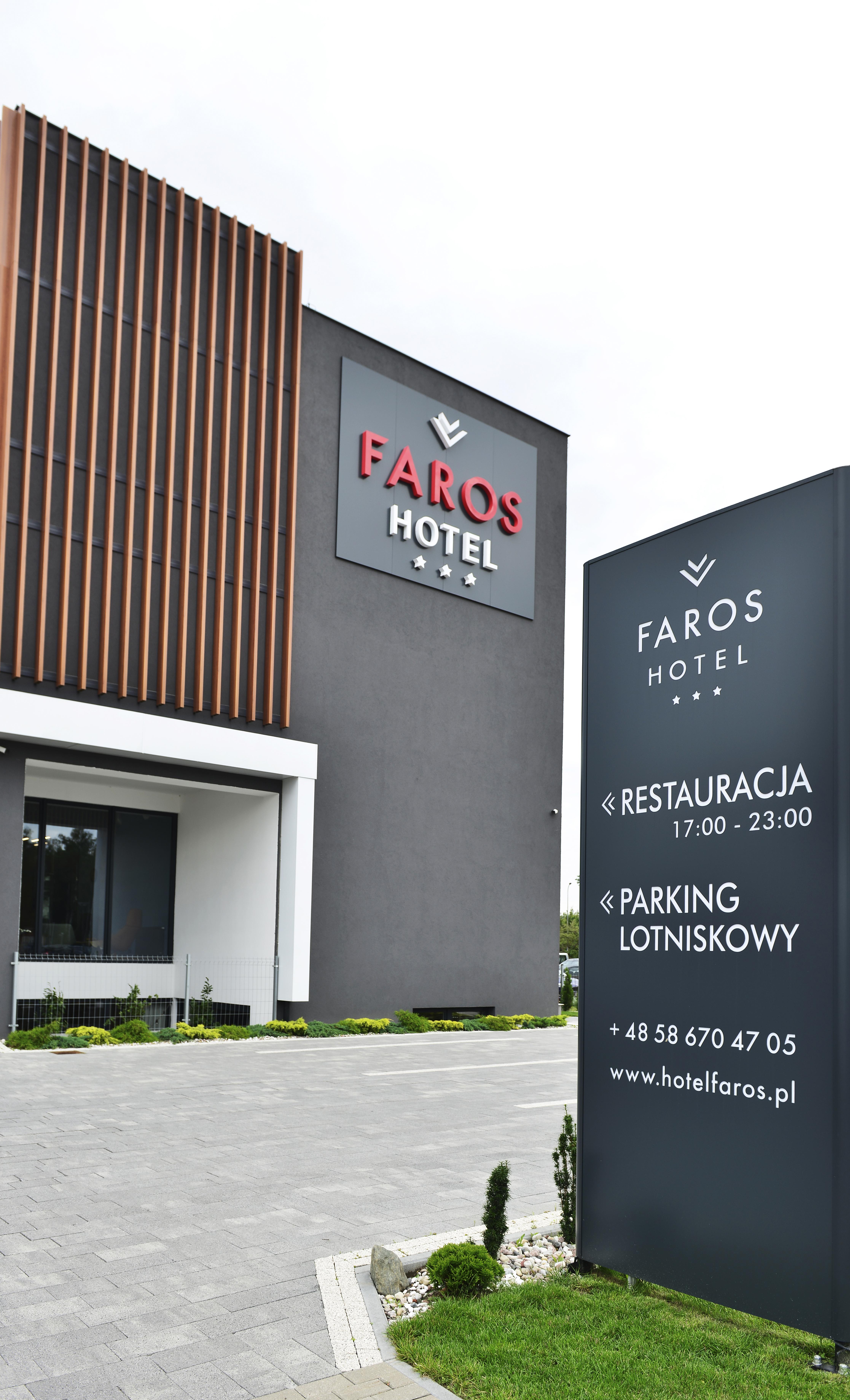 Hotel Faros Gdansk Airport Bagian luar foto